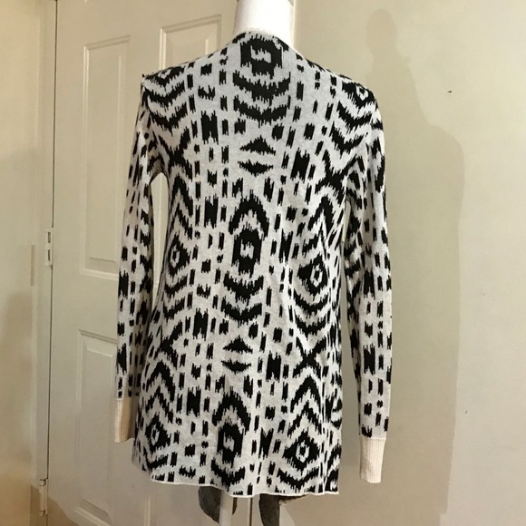 Volcom Long Sleeve Knit Wrap - Picture 2 of 2